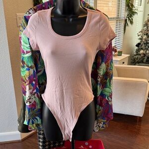 SHEIN Light Pink Ribbed Bodysuit